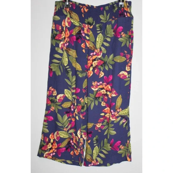 J. Jill Wide Leg Cropped Floral Smocked Pull on Pants M Tropical Vacation Resort - Picture 2 of 8